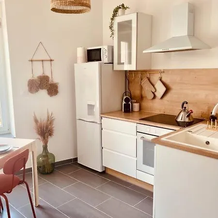 Apartamento Glamour Equipe Avec Balneo Et Sauna *