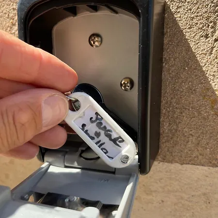 Glamour Equipe Avec Balneo Et Sauna Nancy