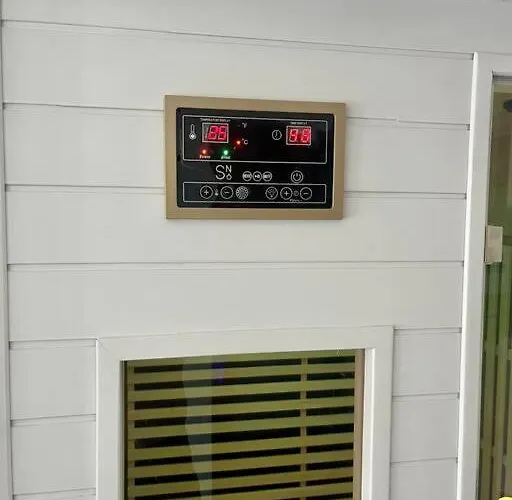 Glamour Equipe Avec Balneo Et Sauna Lejlighed