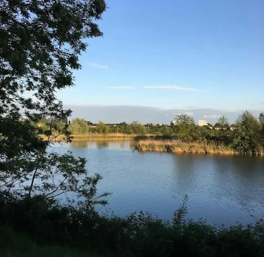 Glamour Equipe Avec Balneo Et Sauna Νανσύ