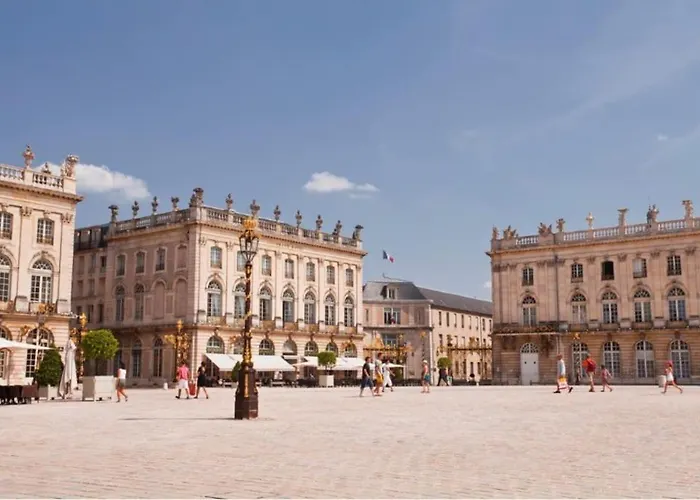 Glamour Equipe Avec Balneo Et Sauna