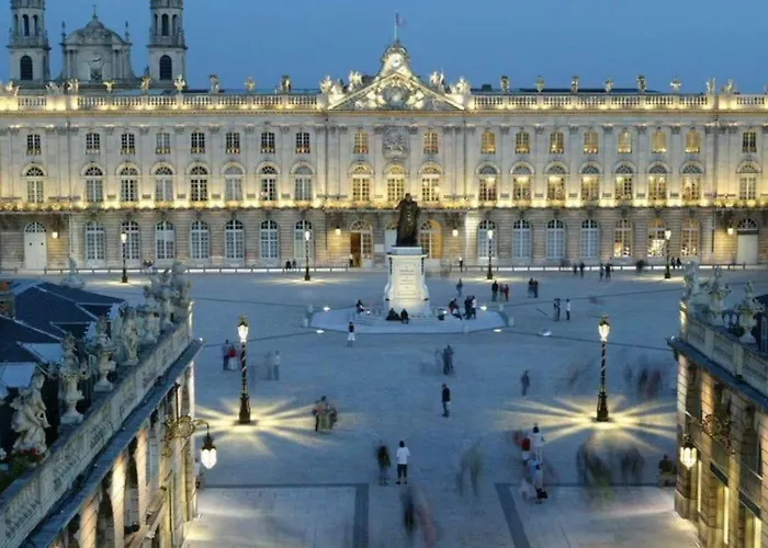 Glamour Equipe Avec Balneo Et Sauna * Νανσύ